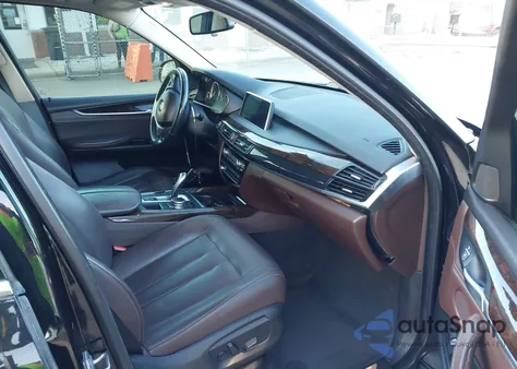 2015 BMW X5 xDrive35I z USA, uszkodzony, nr VIN 5UXKR0C58F0K63110